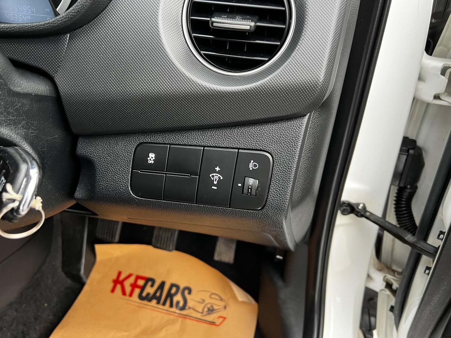 Used Hyundai i10 2019 for sale - 76936404: Photo 10