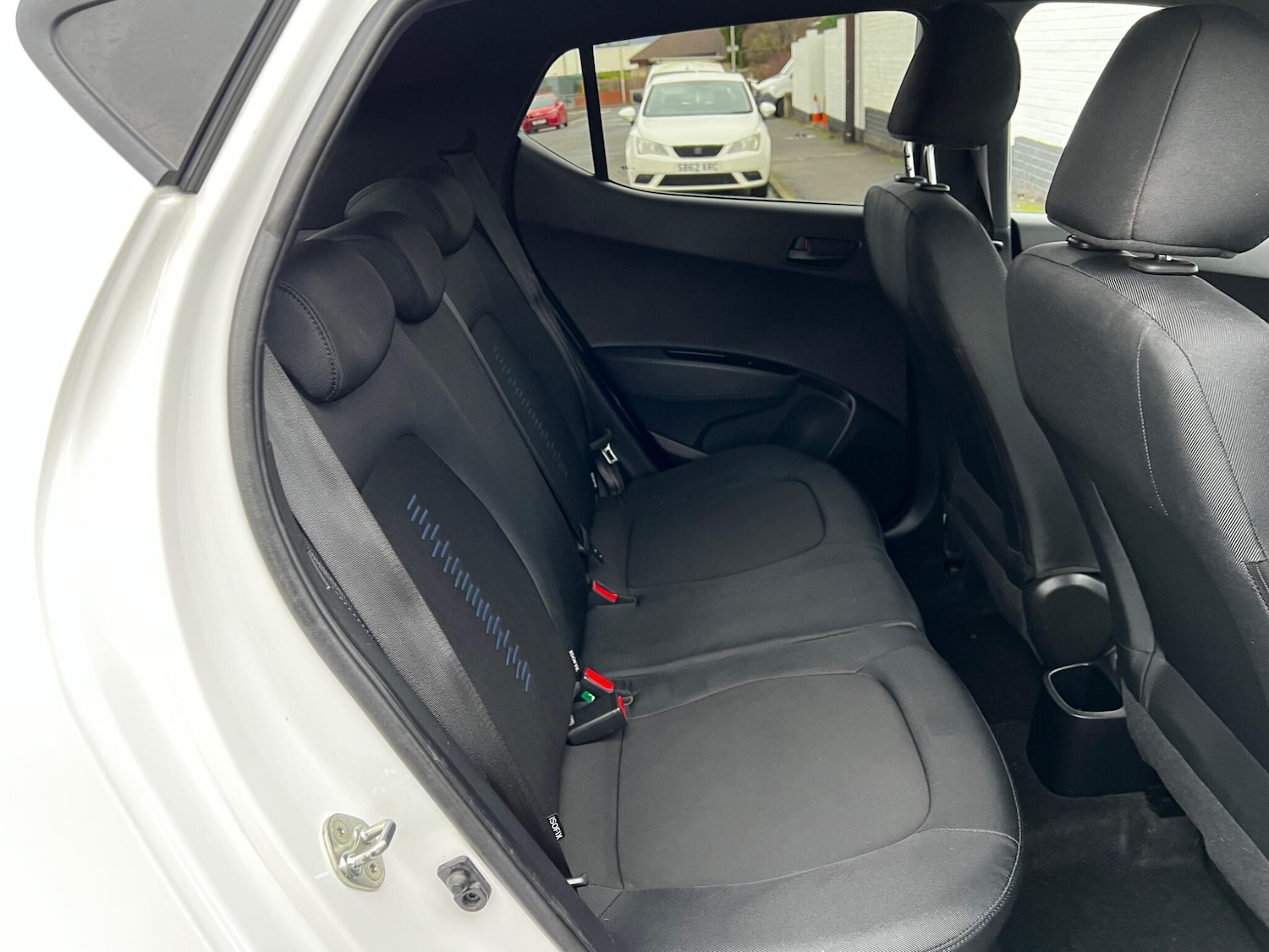 Used Hyundai i10 2019 for sale - 76936404: Photo 15