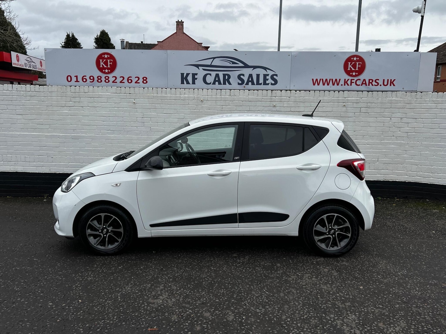 Used Hyundai i10 2019 for sale - 76936404: Photo 5
