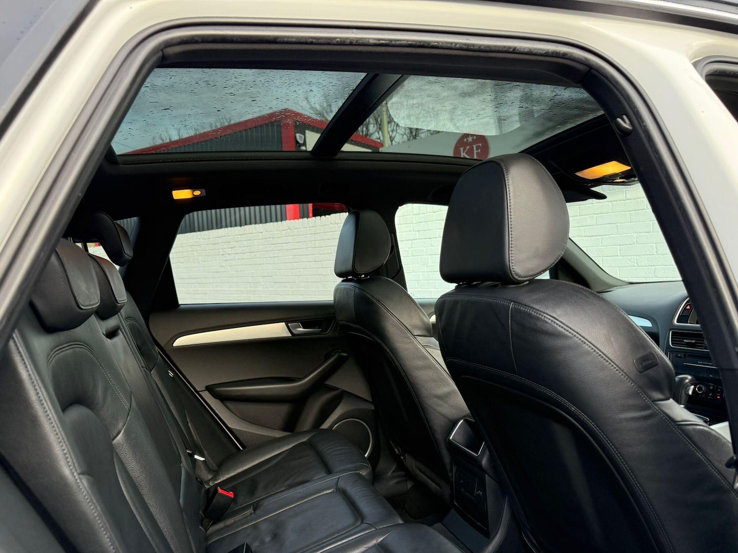 Used Audi Q5 2010 for sale - 76753134: Photo 17