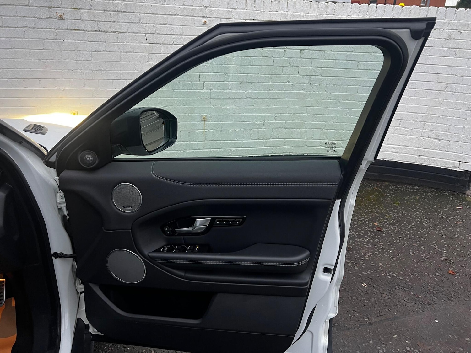 Used Land Rover Range Rover Evoque 2017 for sale - 77229781: Photo 12