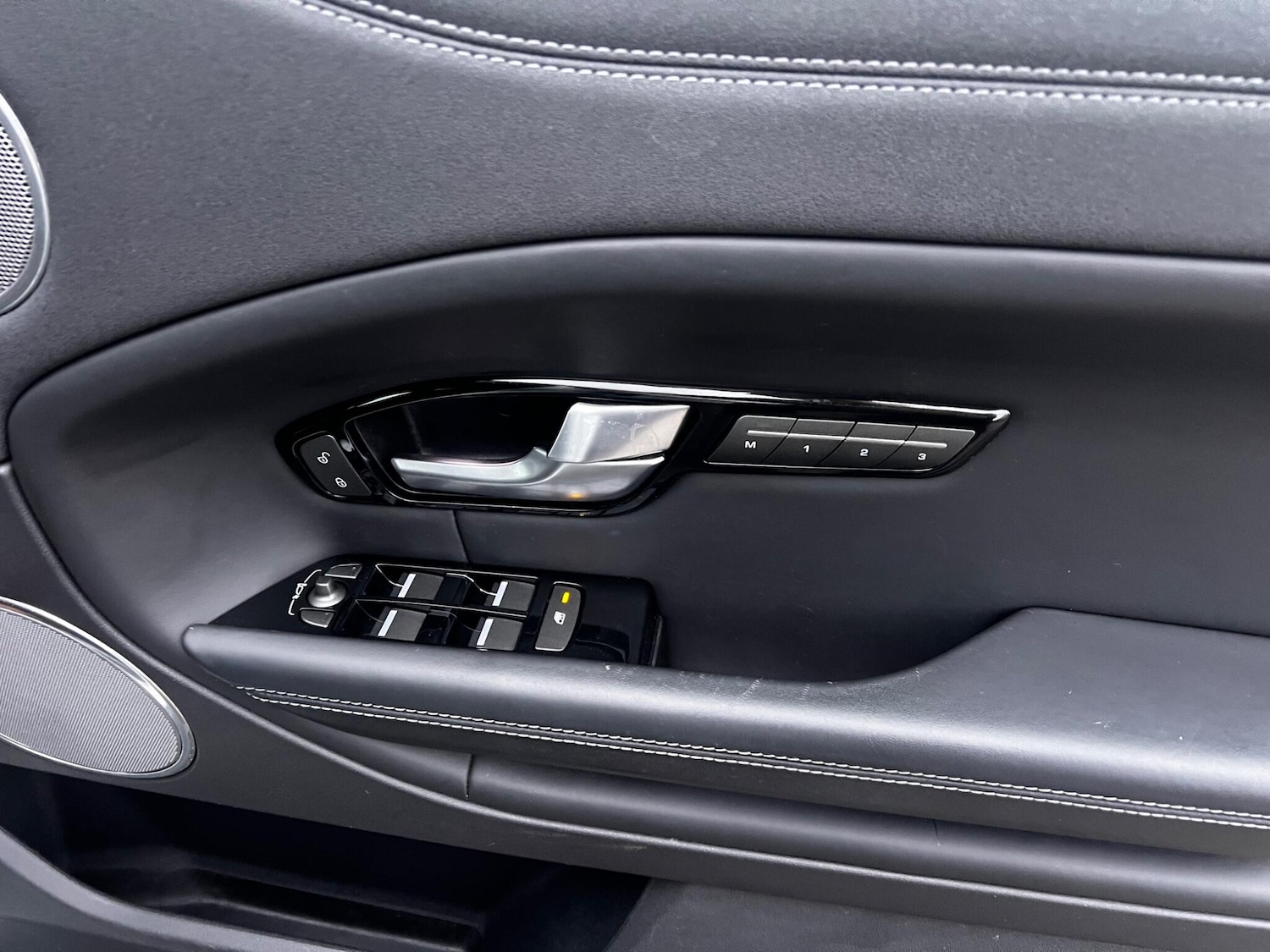 Used Land Rover Range Rover Evoque 2017 for sale - 77229781: Photo 13