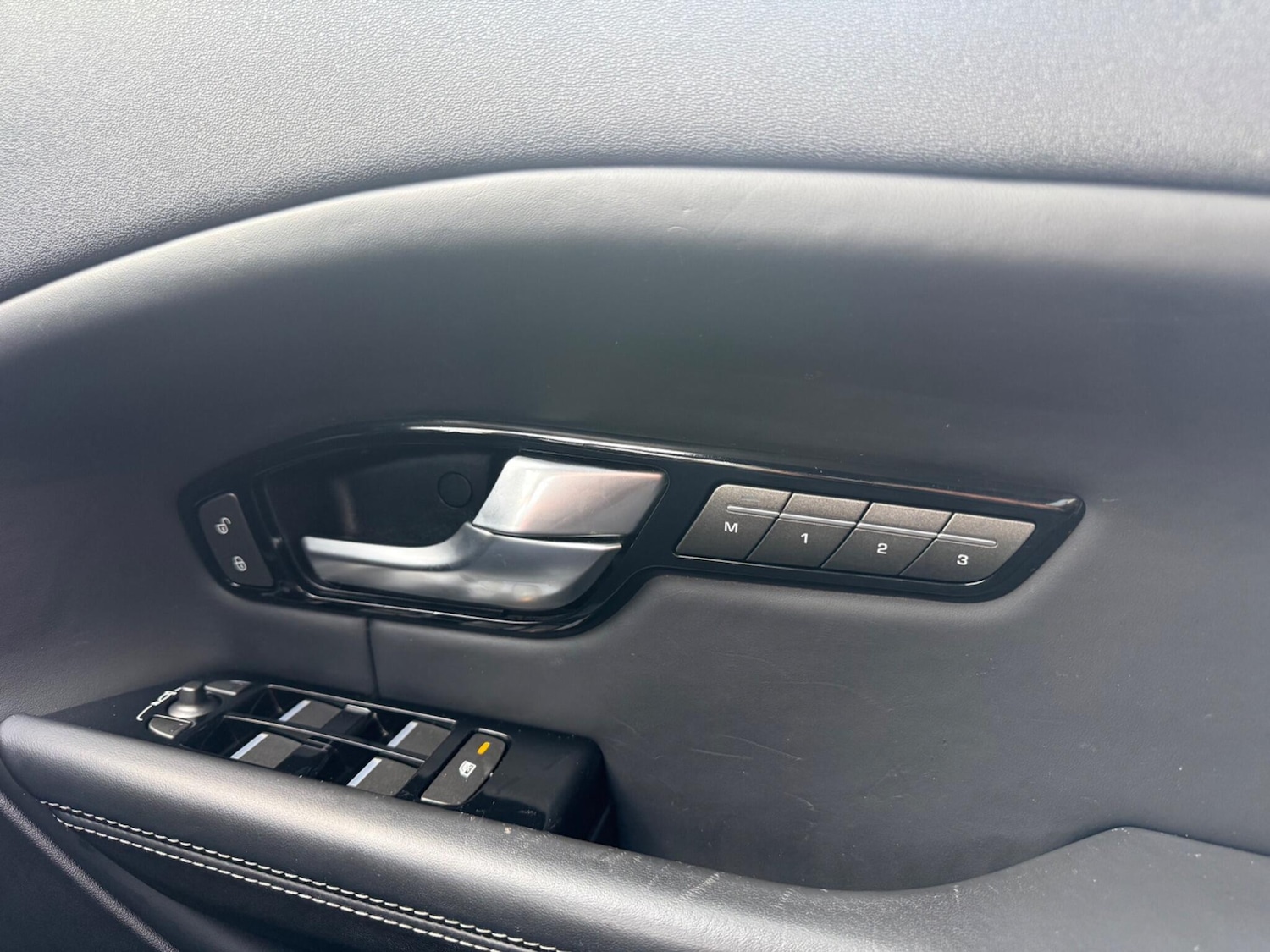 Used Land Rover Range Rover Evoque 2017 for sale - 77229781: Photo 29