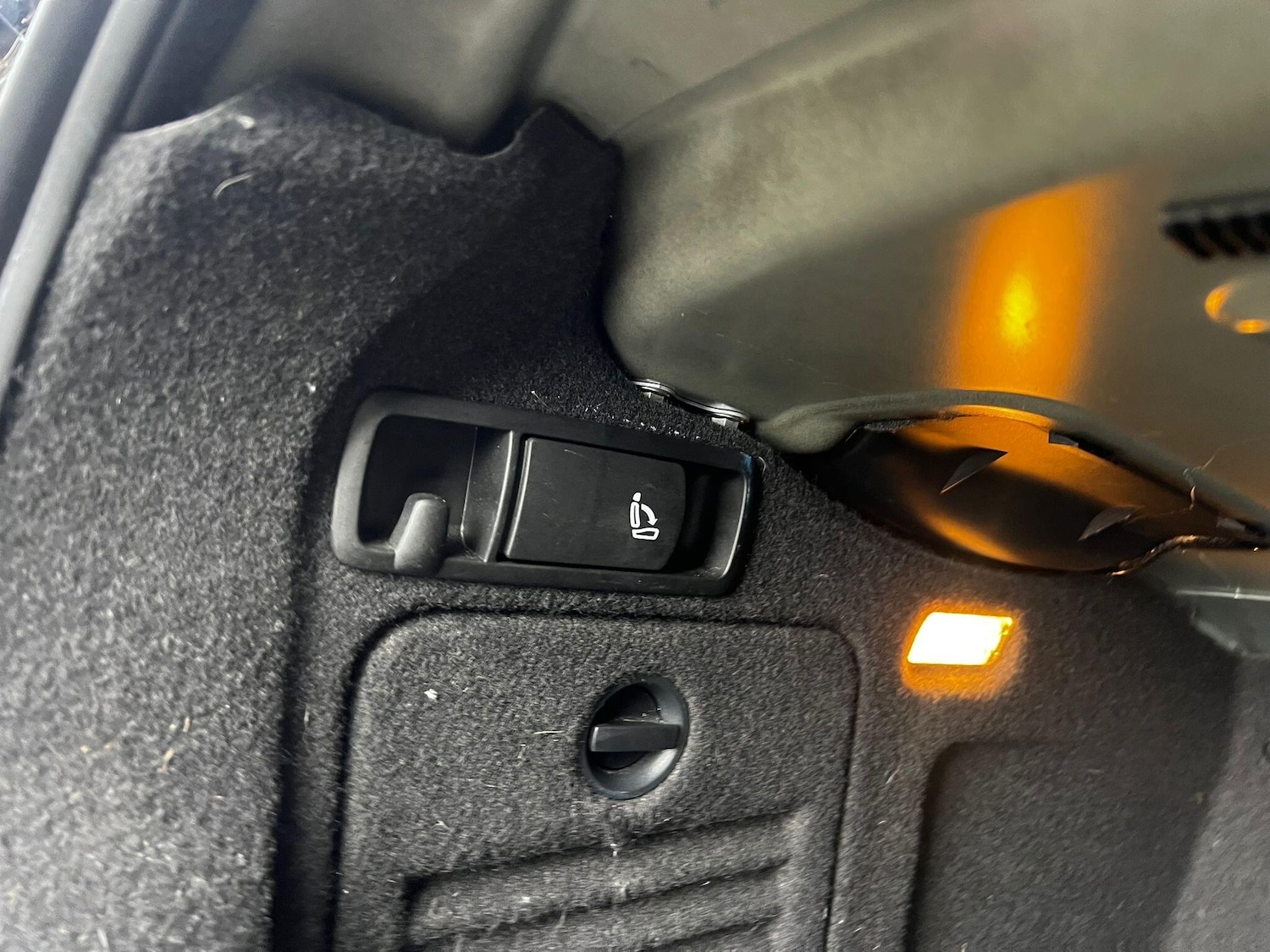 Used Volkswagen Golf 2014 for sale - 77305448: Photo 26