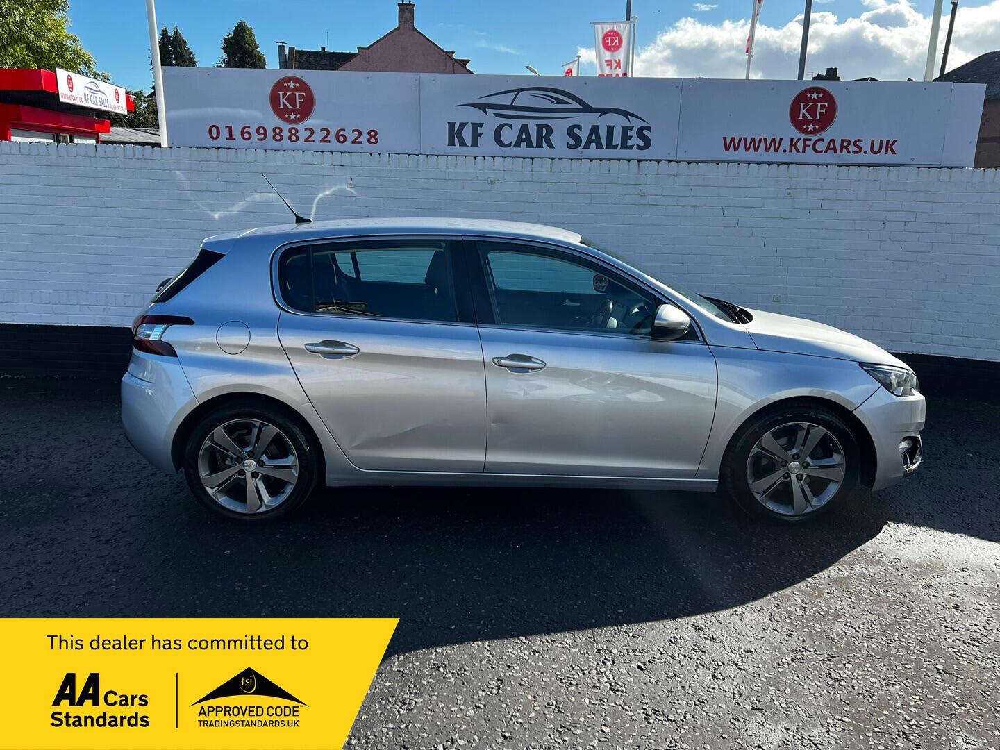 Used Peugeot 308 2016 for sale - 76671637: Photo 1