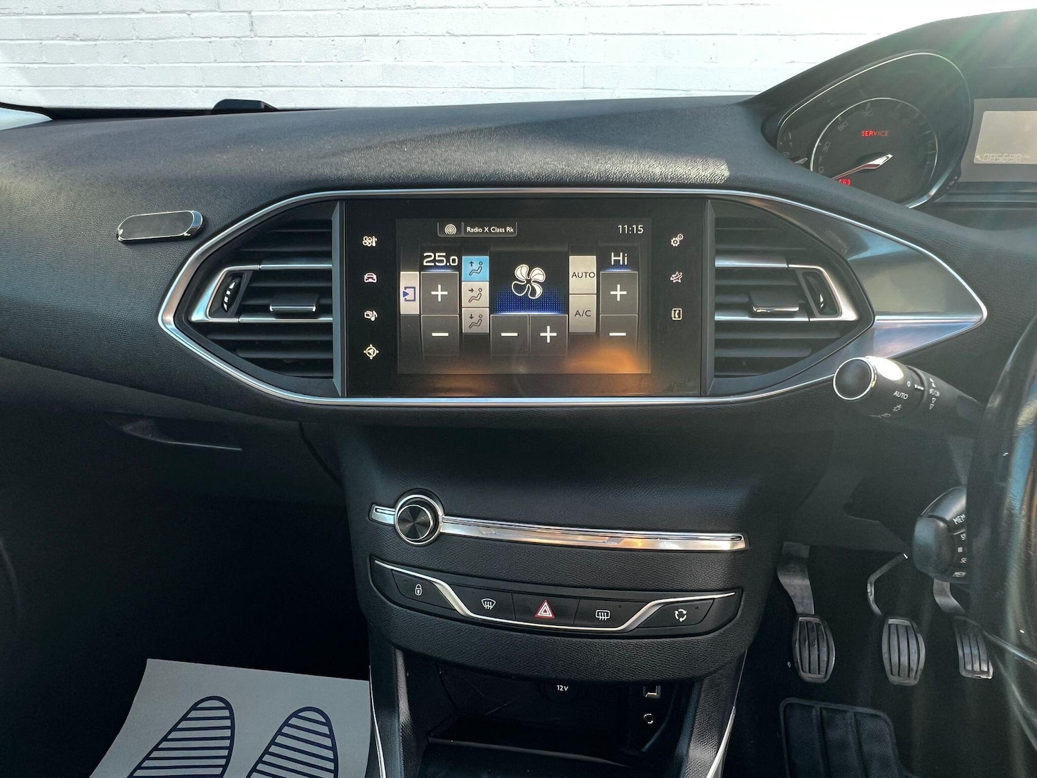 Used Peugeot 308 2016 for sale - 76671637: Photo 17