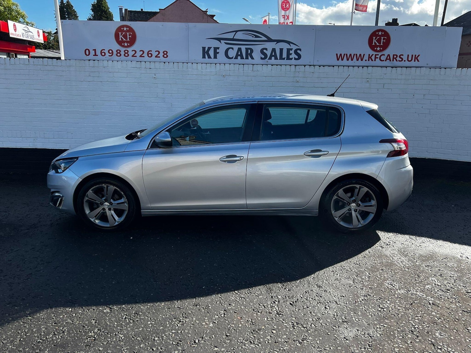 Used Peugeot 308 2016 for sale - 76671637: Photo 3