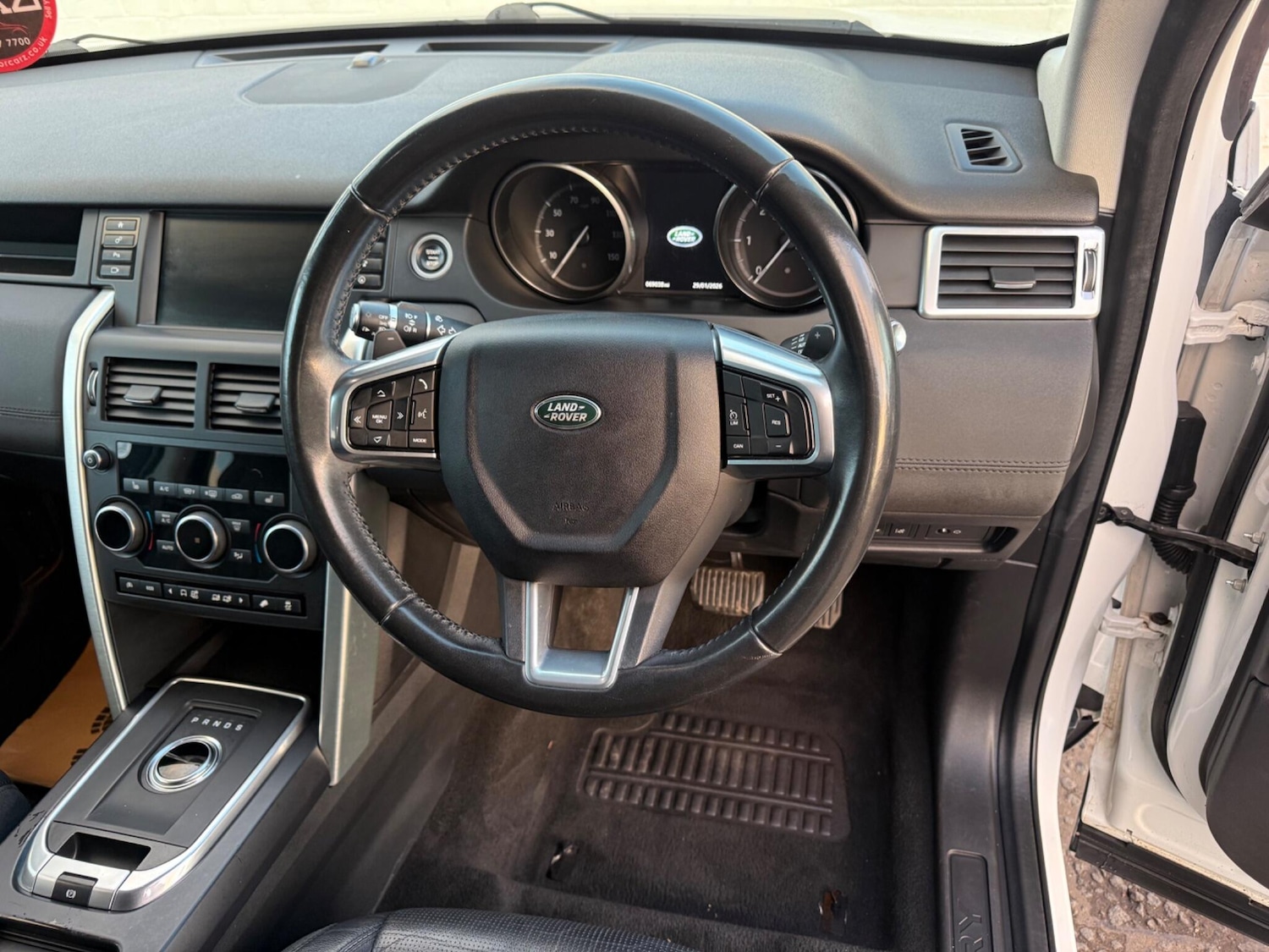 Used Land Rover Discovery Sport 2017 for sale - 77345252: Photo 12