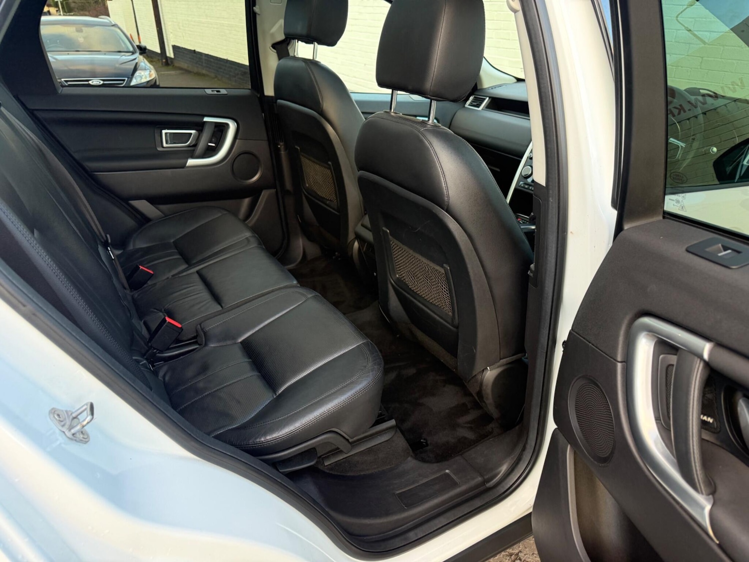 Used Land Rover Discovery Sport 2017 for sale - 77345252: Photo 23