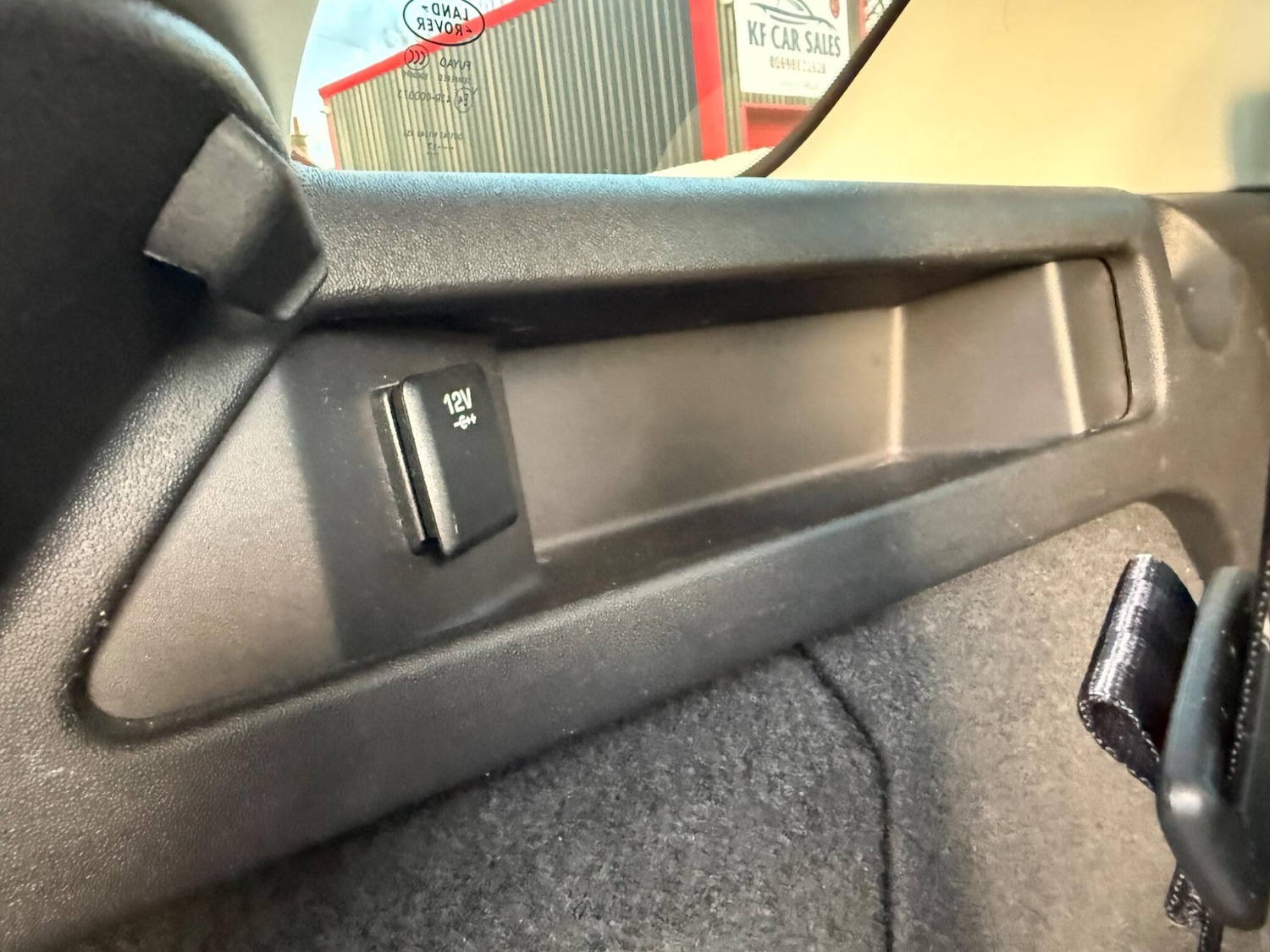 Used Land Rover Discovery Sport 2017 for sale - 77345252: Photo 27