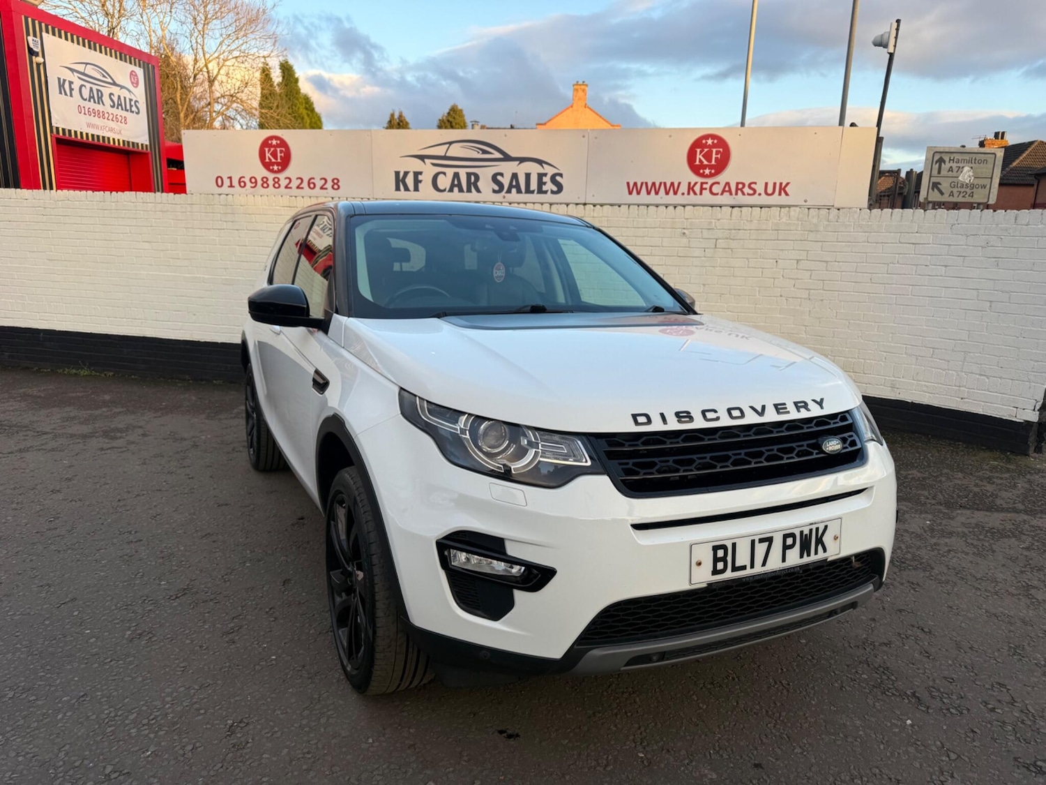 Used Land Rover Discovery Sport 2017 for sale - 77345252: Photo 3