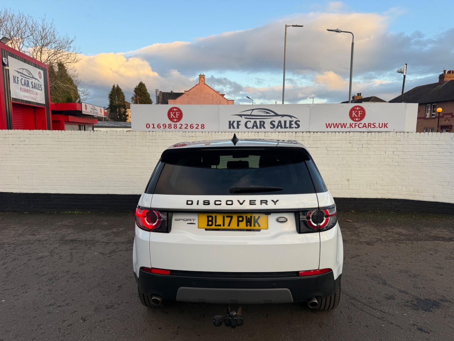 Used Land Rover Discovery Sport 2017 for sale - 77345252: Photo 6