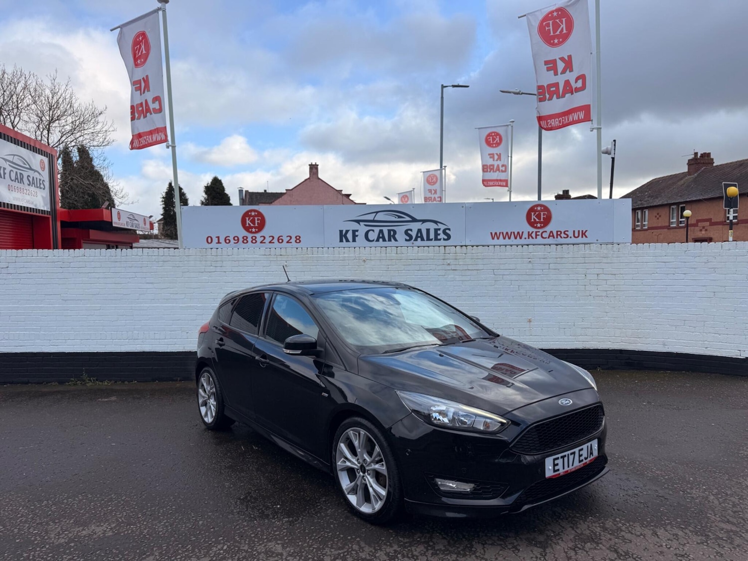 Used Ford Focus for sale - 77924928: Photo 2