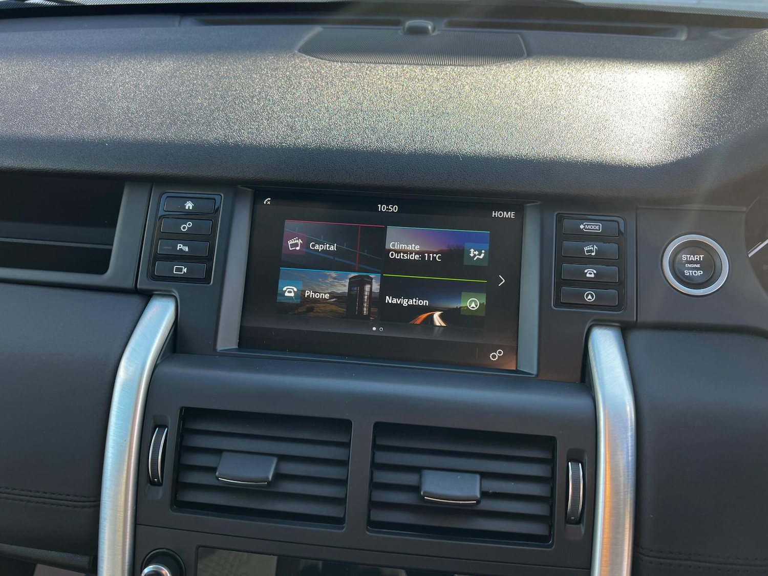 Used Land Rover Discovery Sport 2018 for sale - 76060772: Photo 12