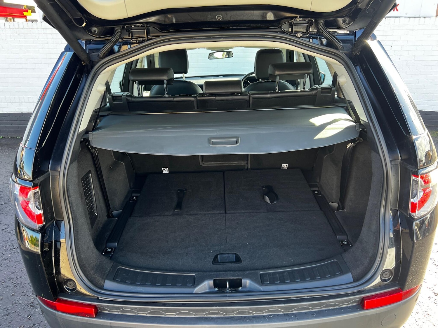 Used Land Rover Discovery Sport 2018 for sale - 76060772: Photo 21