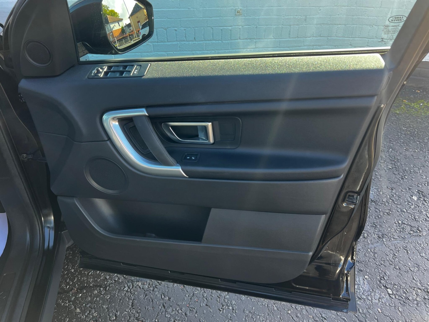Used Land Rover Discovery Sport 2018 for sale - 76060772: Photo 8