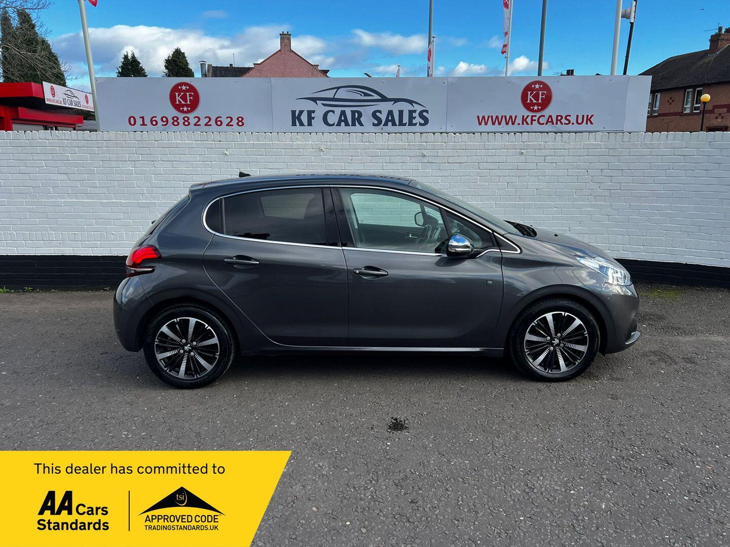 Used Peugeot 208 2019 for sale - 76997430: Photo 1
