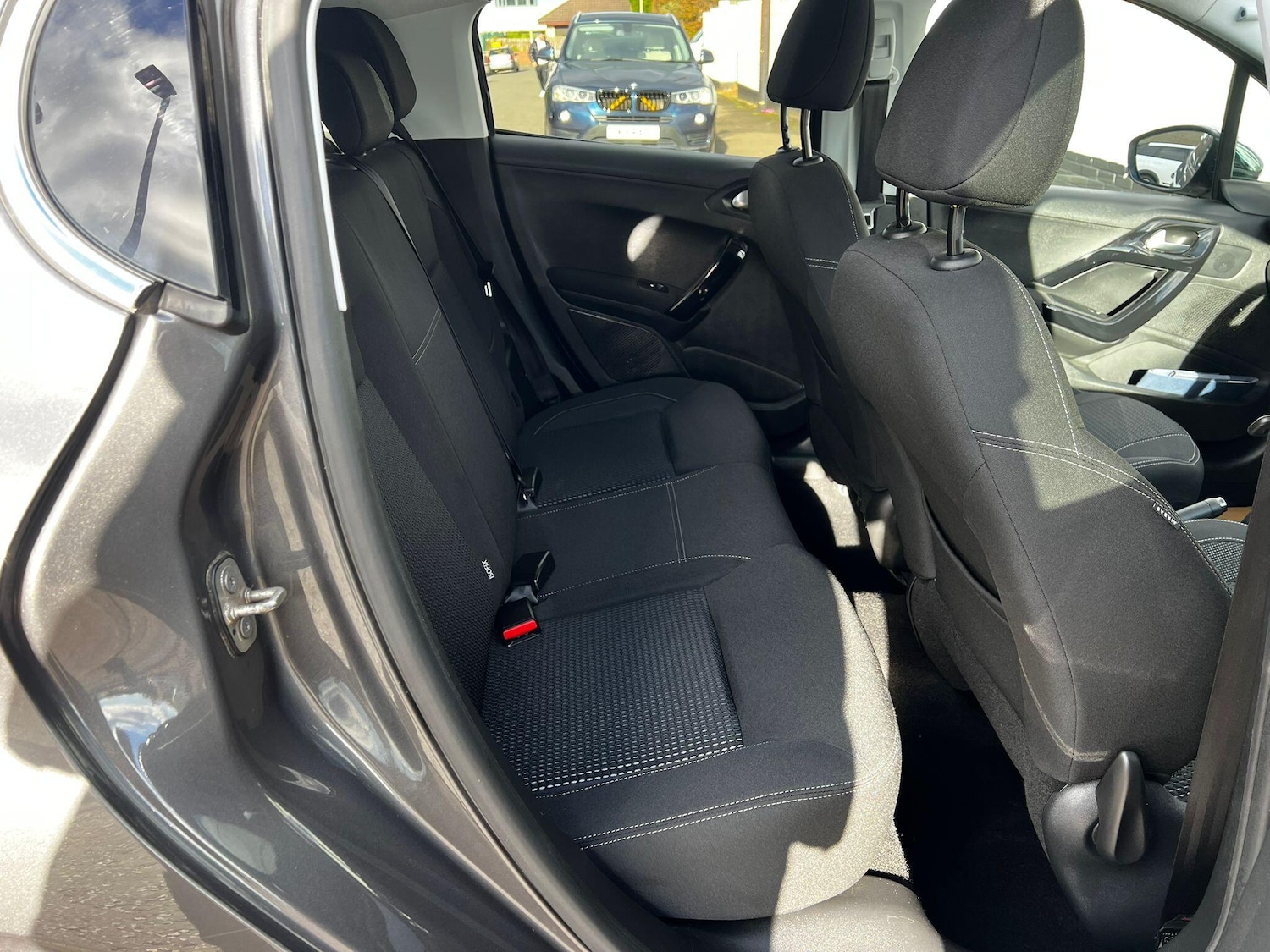 Used Peugeot 208 2019 for sale - 76997430: Photo 12