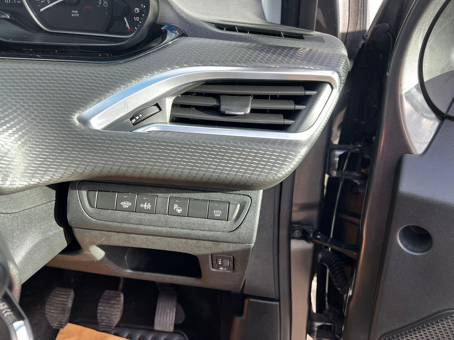 Used Peugeot 208 2019 for sale - 76997430: Photo 13