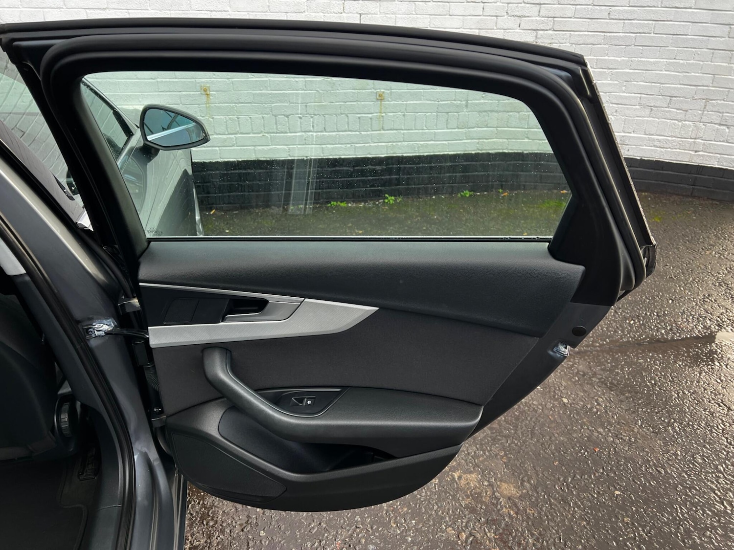 Used Audi A4 2016 for sale - 77155592: Photo 16