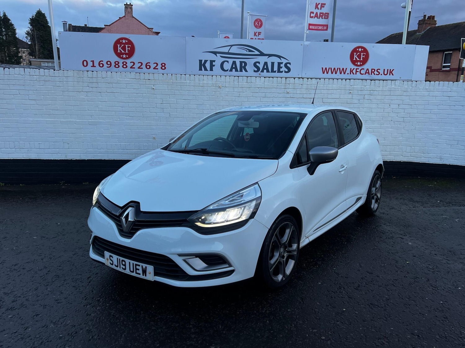Used Renault Clio 2019 for sale - 77029399: Photo 4