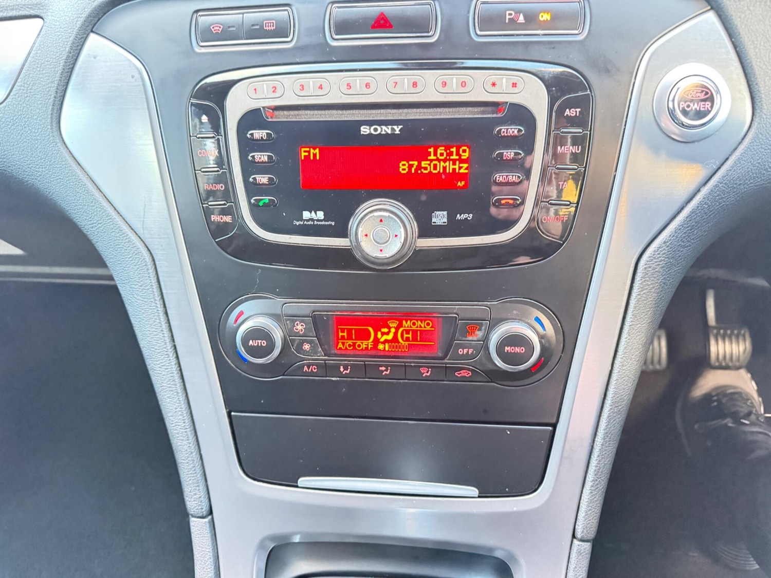 Used Ford Mondeo 2012 for sale - 77377690: Photo 15