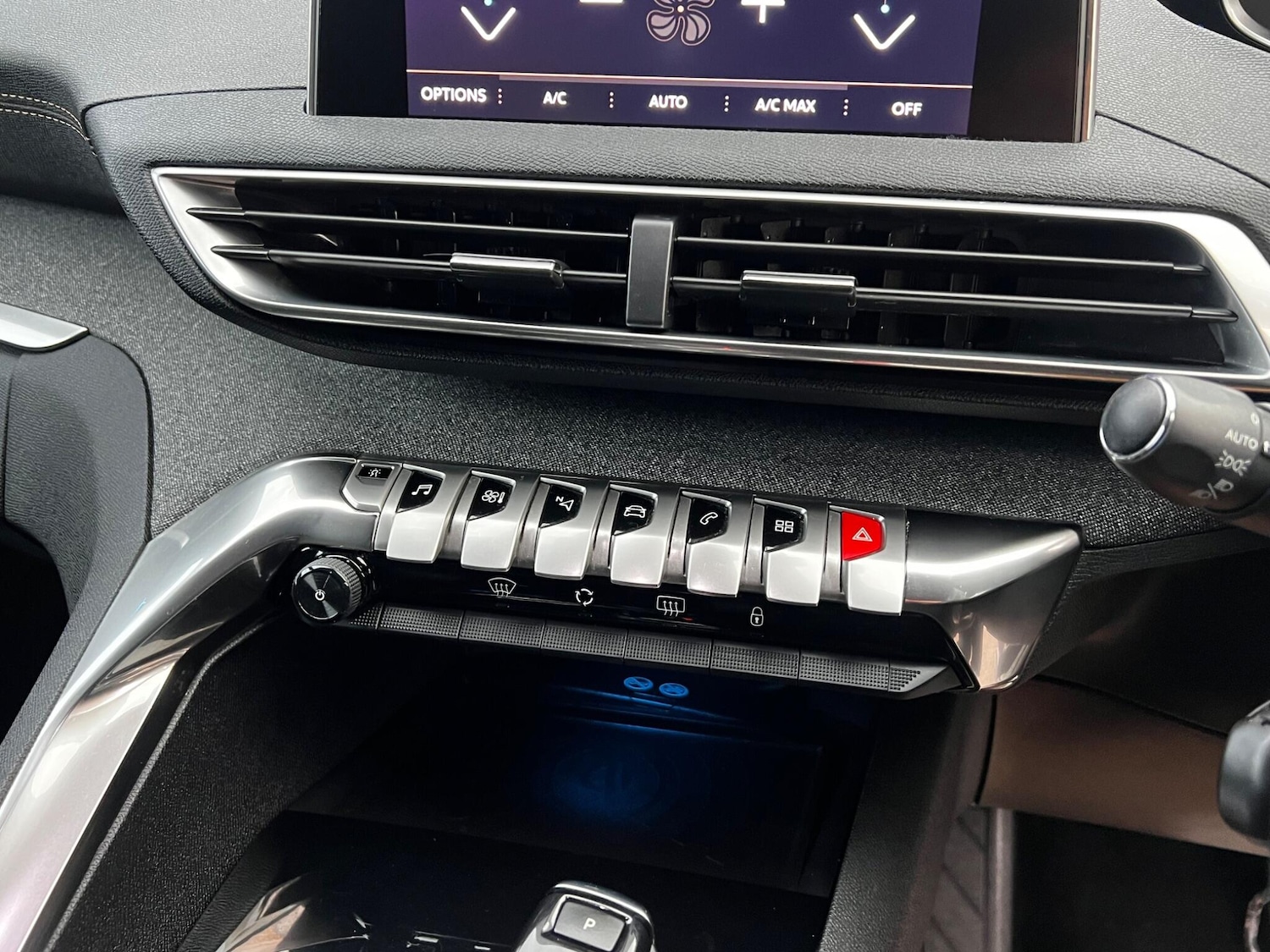 Used Peugeot 3008 2017 for sale - 76865316: Photo 14