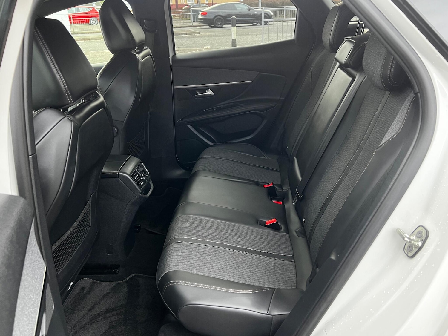 Used Peugeot 3008 2017 for sale - 76865316: Photo 20