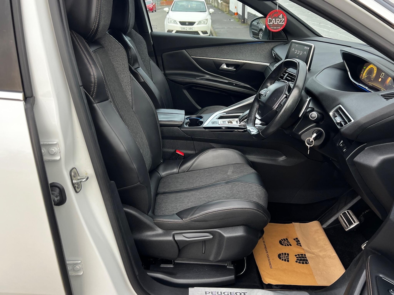 Used Peugeot 3008 2017 for sale - 76865316: Photo 9