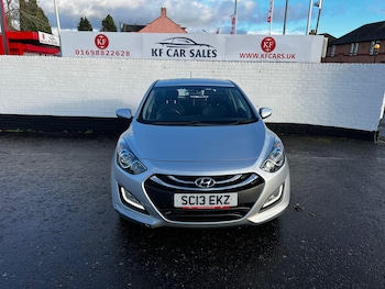 Used Hyundai i30 2013 for sale - 76269660: Photo