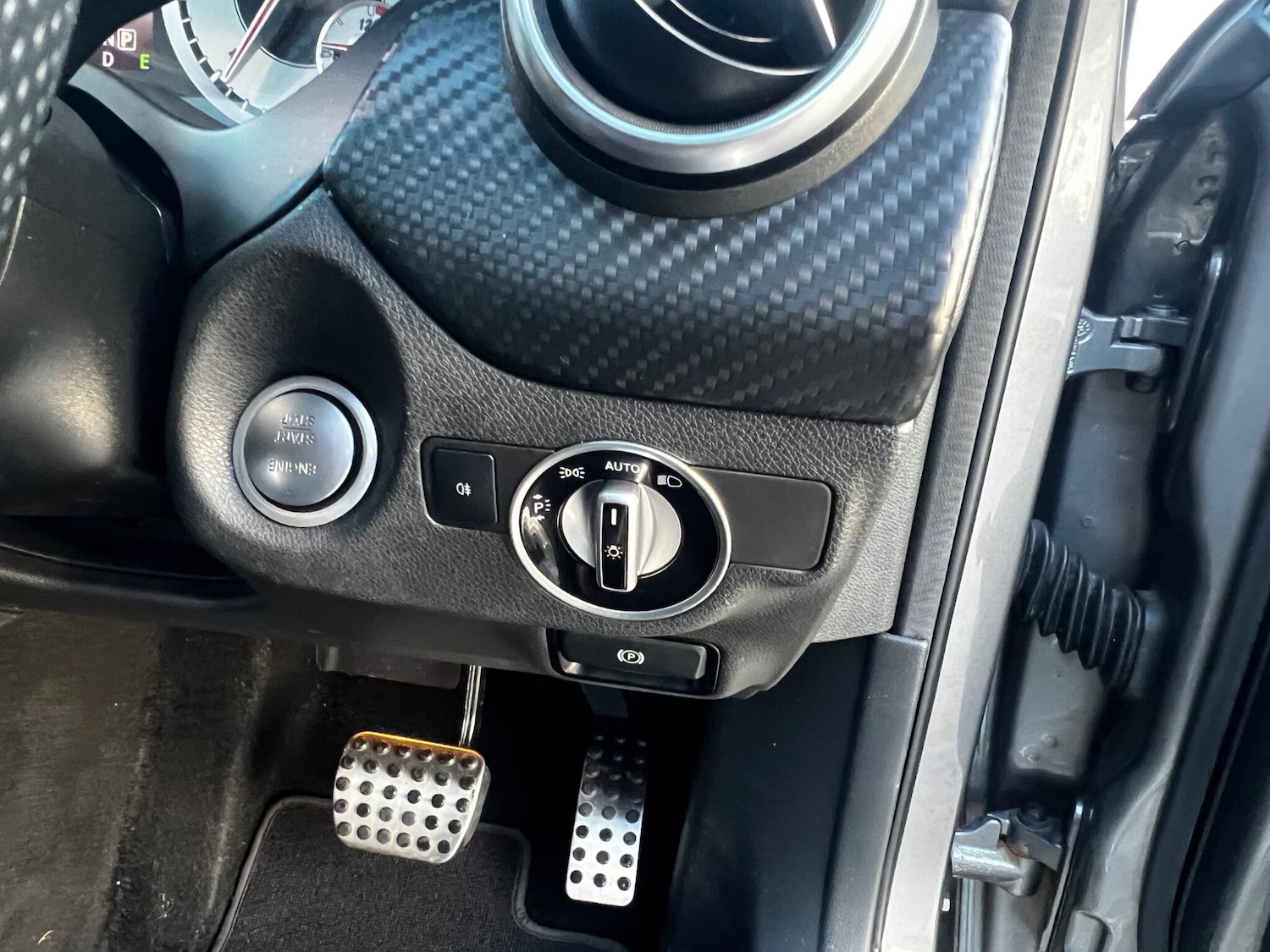 Used Mercedes-Benz A-Class 2015 for sale - 77029880: Photo 10