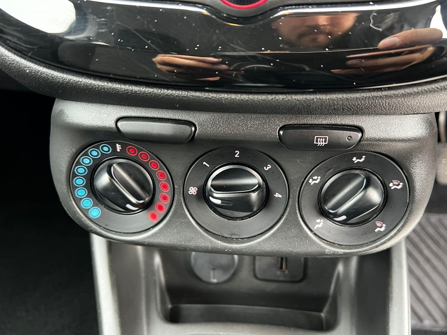 Used Vauxhall Corsa 2018 for sale - 75978748: Photo 25