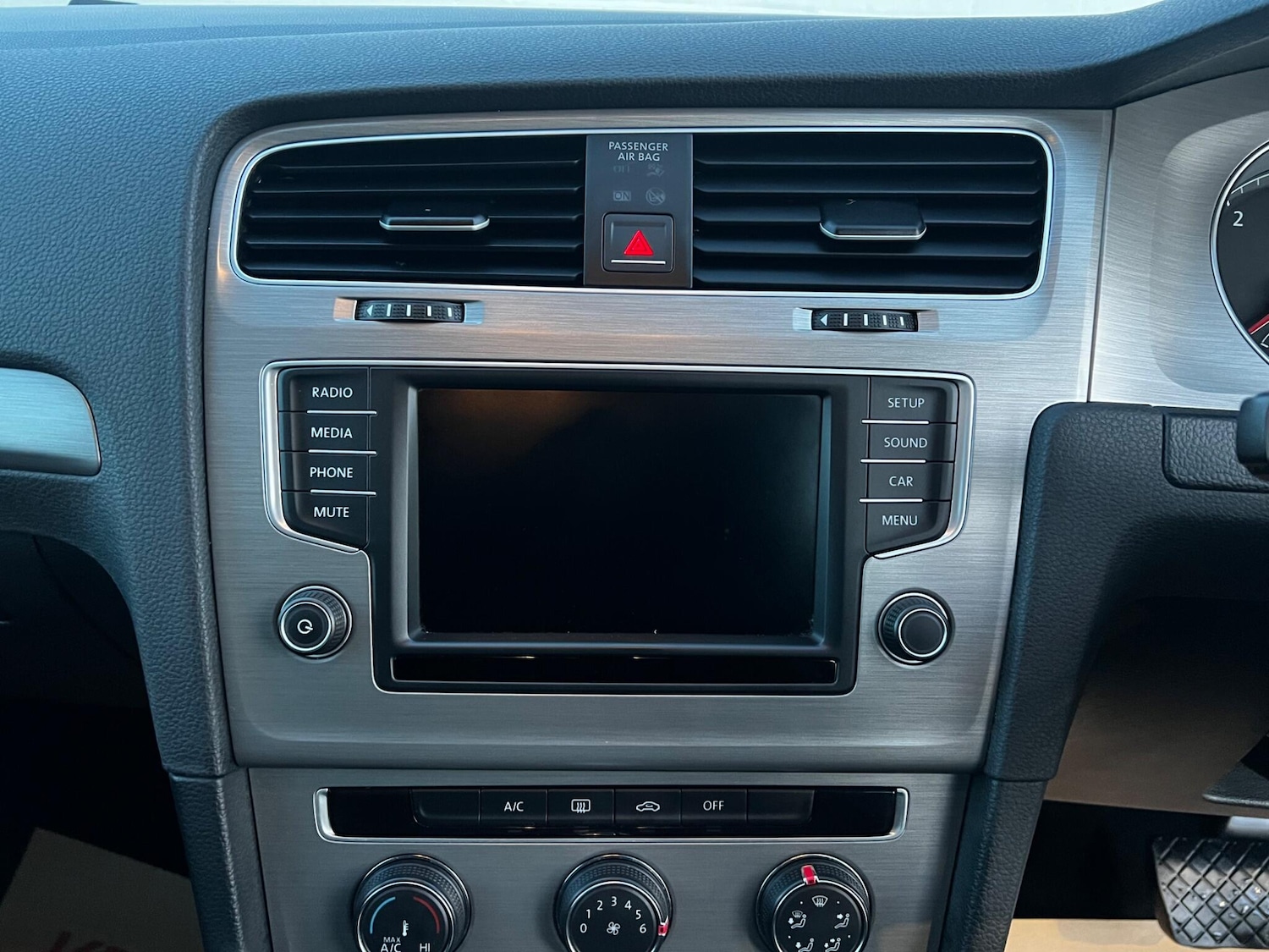 Used Volkswagen Golf 2015 for sale - 76759405: Photo 12