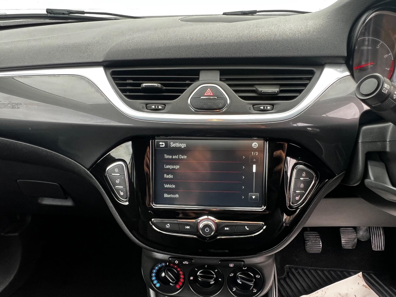 Used Vauxhall Corsa 2017 for sale - 76152960: Photo 14