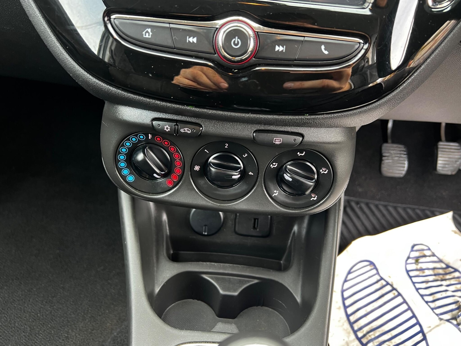 Used Vauxhall Corsa 2017 for sale - 76152960: Photo 15