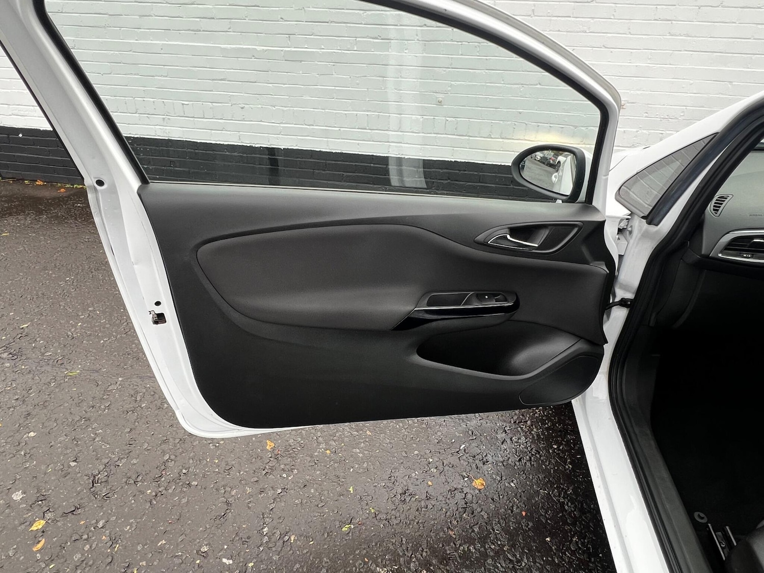Used Vauxhall Corsa 2017 for sale - 76152960: Photo 22