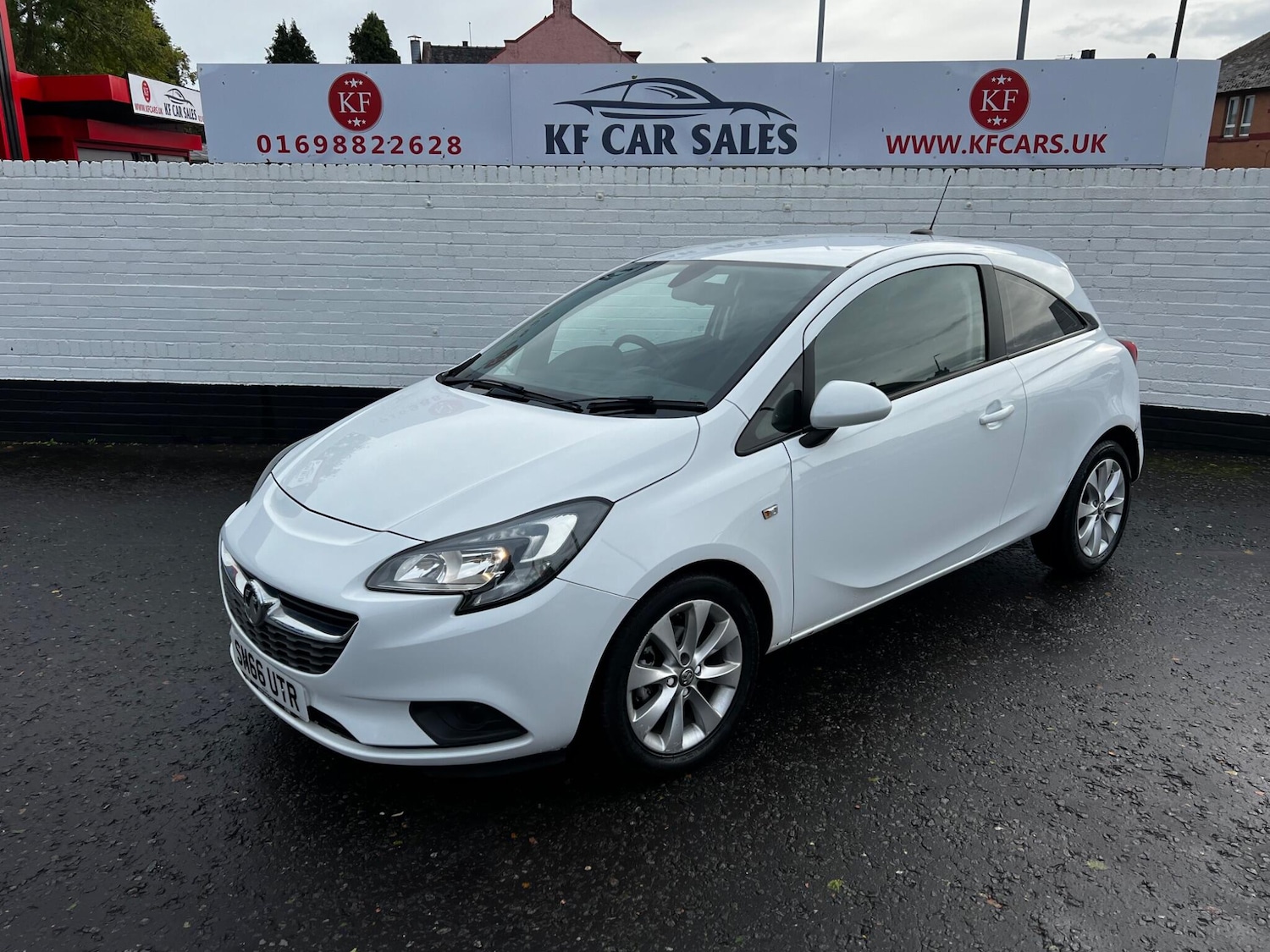 Used Vauxhall Corsa 2017 for sale - 76152960: Photo 4