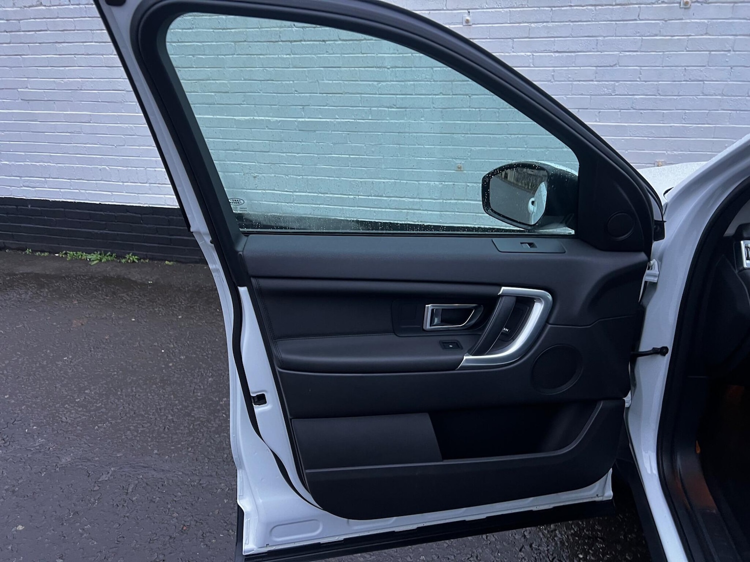 Used Land Rover Discovery Sport 2018 for sale - 76824634: Photo 26