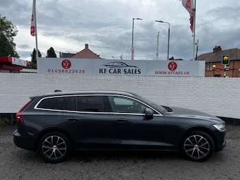 Used Volvo V60 2018 for sale - 79106661: Photo