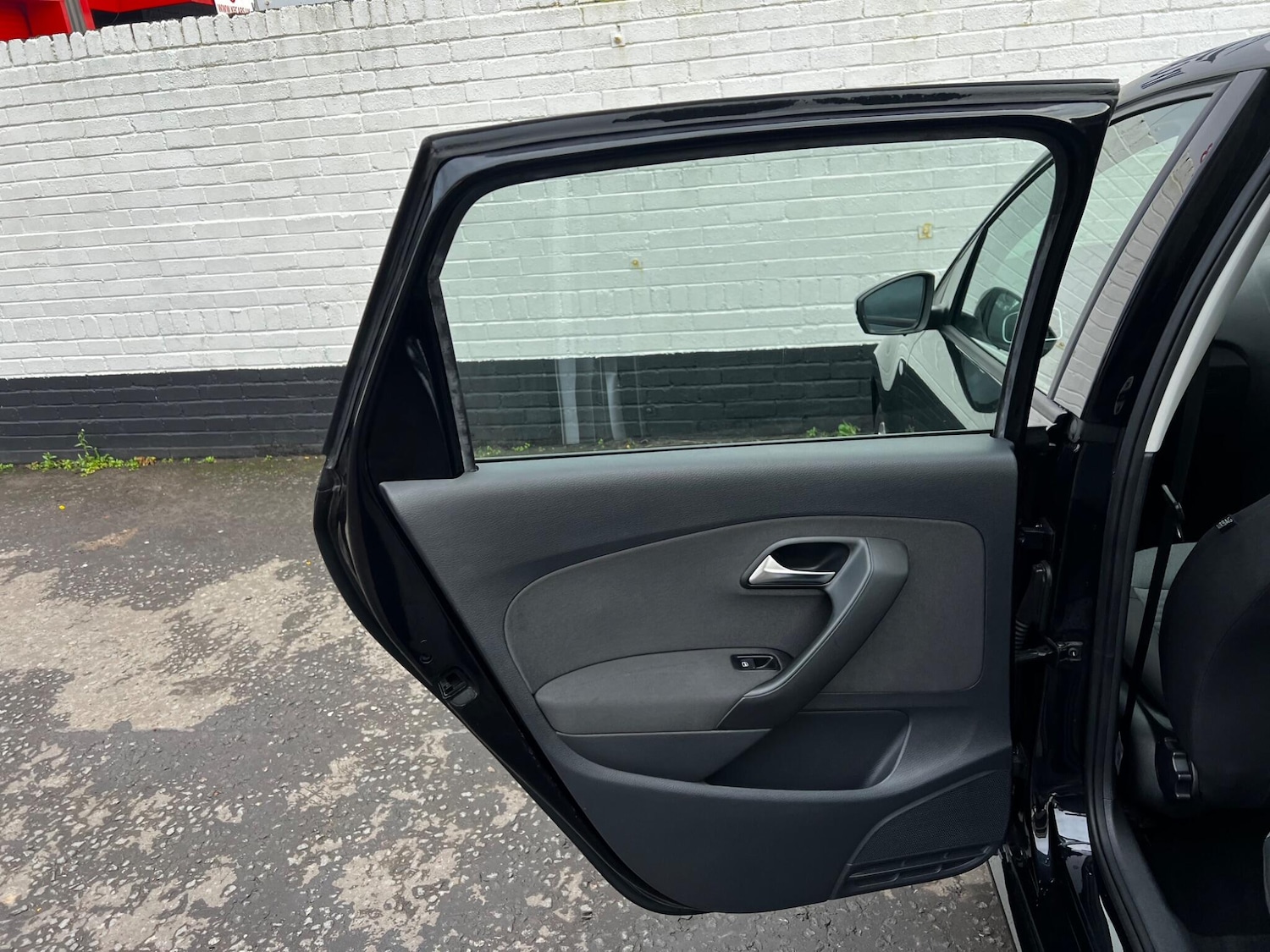 Used Volkswagen Polo 2010 for sale - 77658298: Photo 20