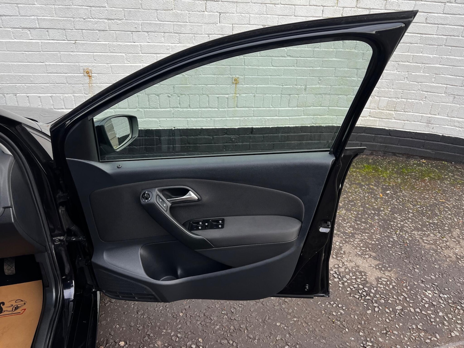 Used Volkswagen Polo 2010 for sale - 77658298: Photo 8