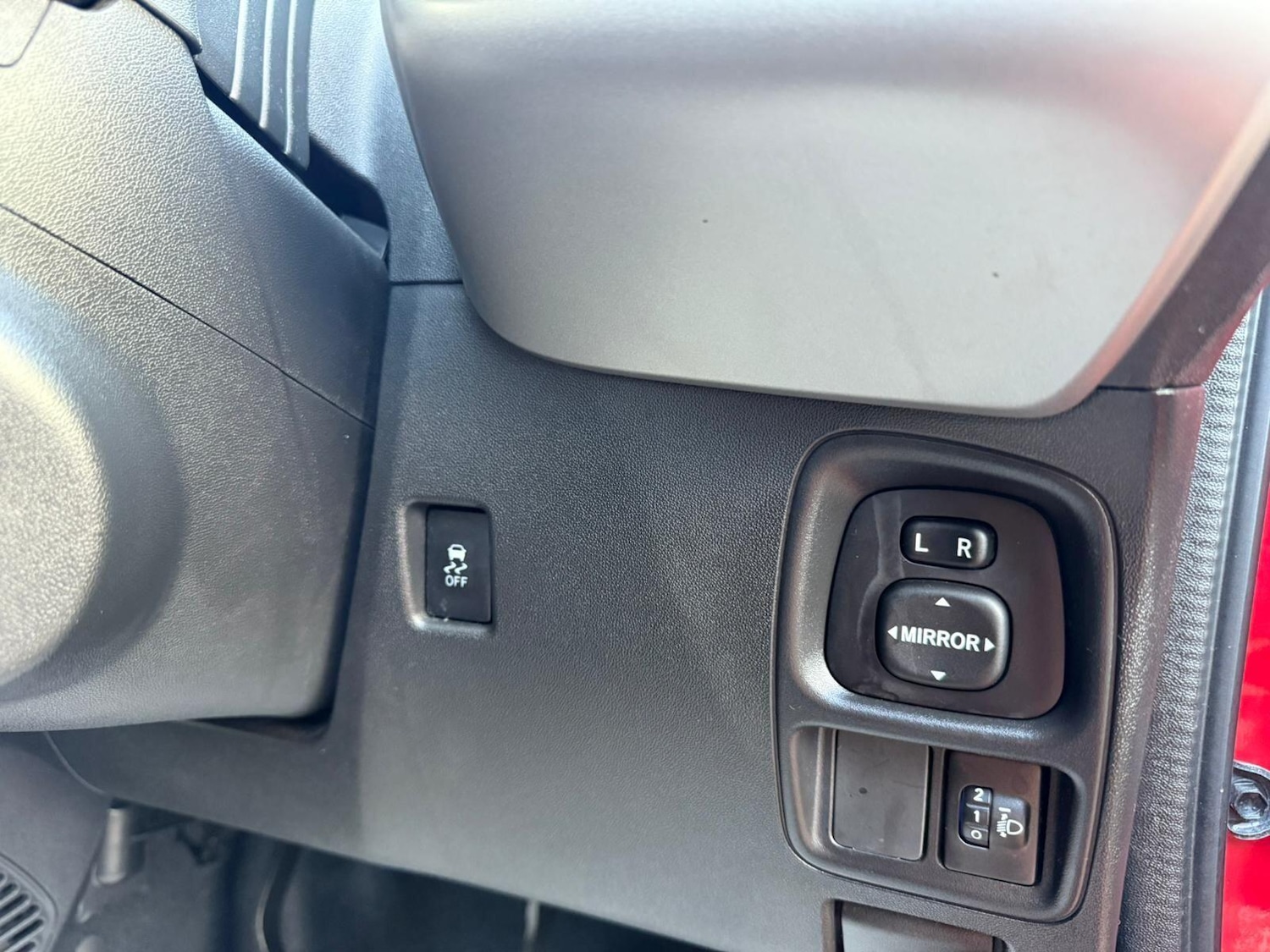 Used Peugeot 108 2015 for sale - 76997183: Photo 17