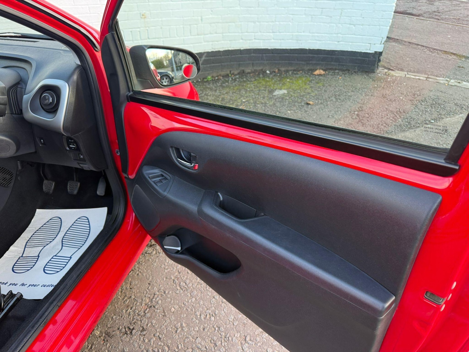 Used Peugeot 108 2015 for sale - 76997183: Photo 18