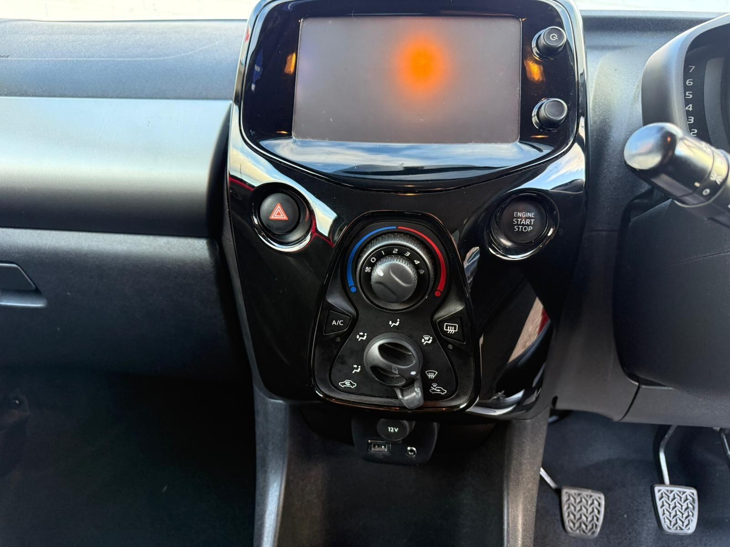 Used Peugeot 108 2015 for sale - 76997183: Photo 20