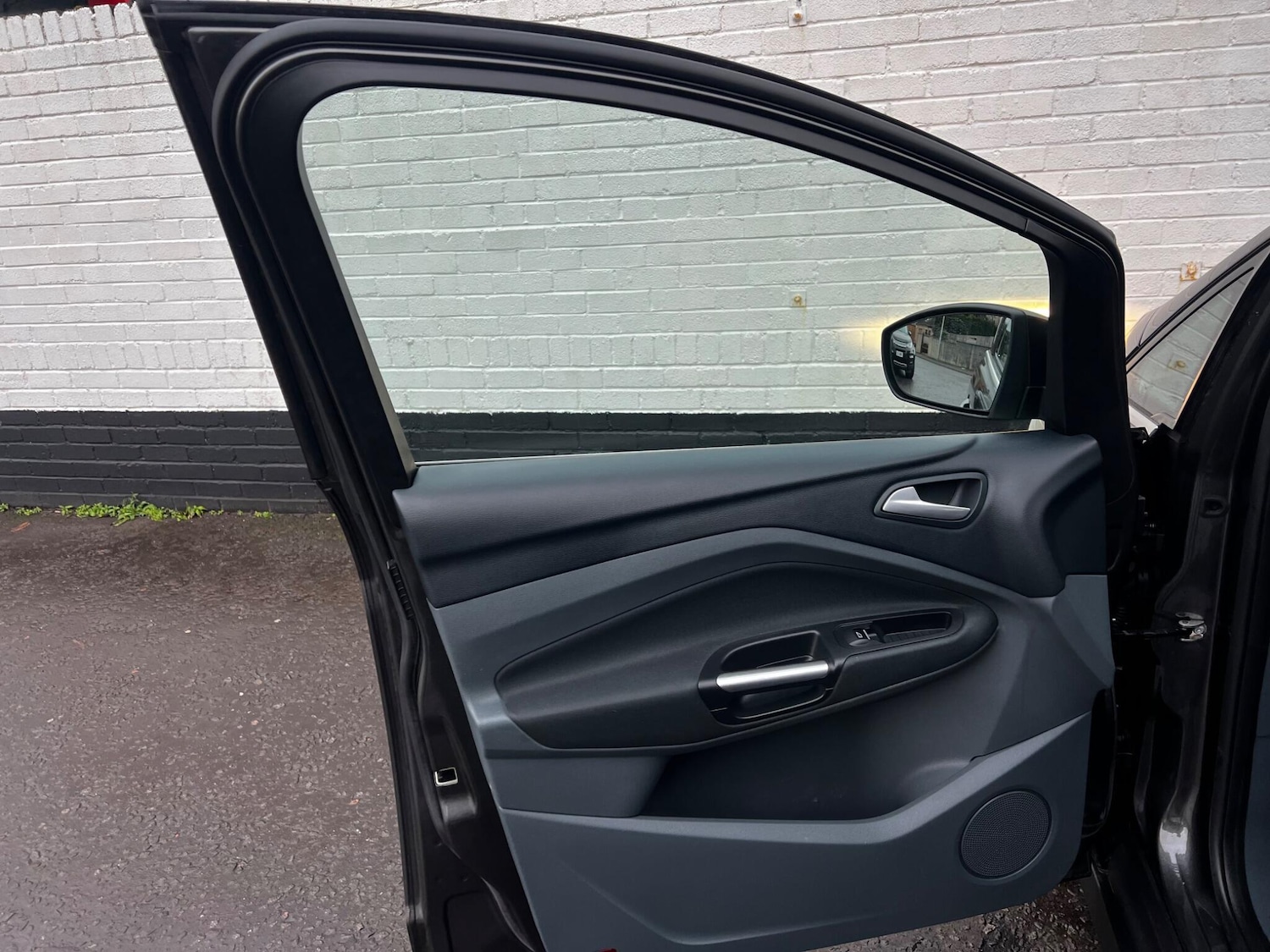 Used Ford C-Max 2015 for sale - 77376075: Photo 23