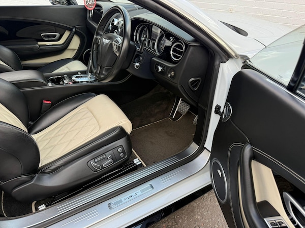 Used Bentley Continental 2014 for sale - 75670307: Photo 24