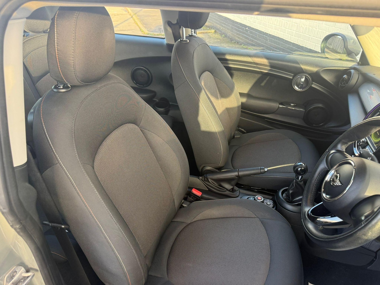 Used MINI Hatch 2017 for sale - 76561519: Photo 12