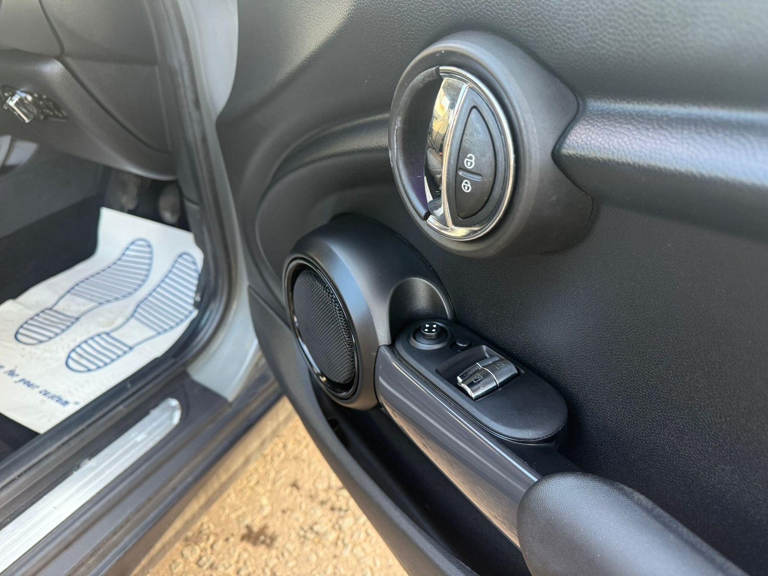 Used MINI Hatch 2017 for sale - 76561519: Photo 21