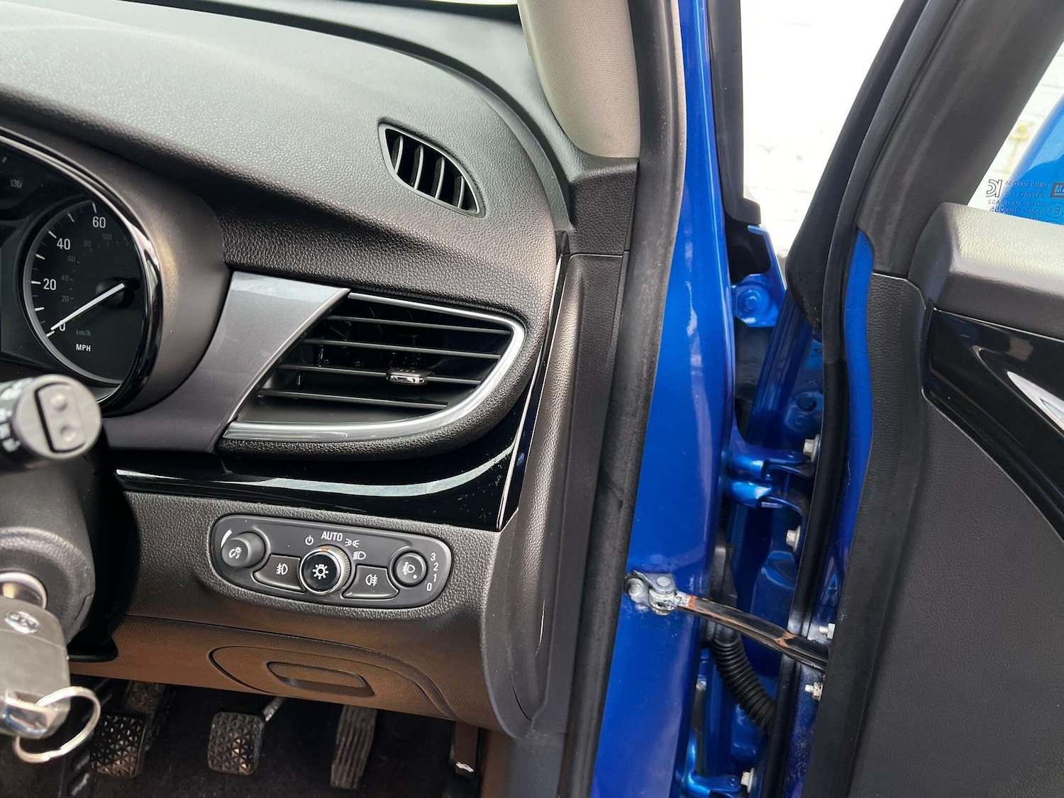 Used Vauxhall Mokka X 2018 for sale - 77400394: Photo 15