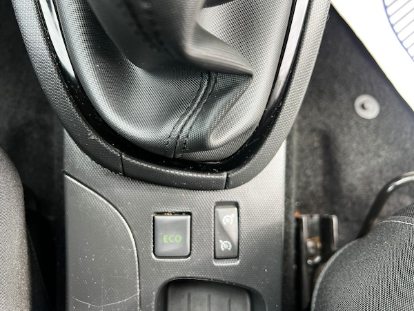 Used Renault Clio 2014 for sale - 75978181: Photo 12